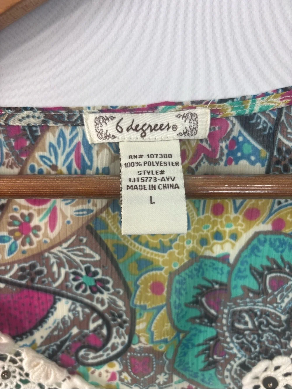 Six Degrees Top Womens Size Large Paisley Crochet Y2K 90s Shirt Tie Waist VTG
